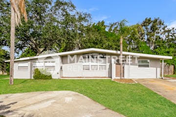 3521 Schwalbe Dr Sarasota, FL 34235